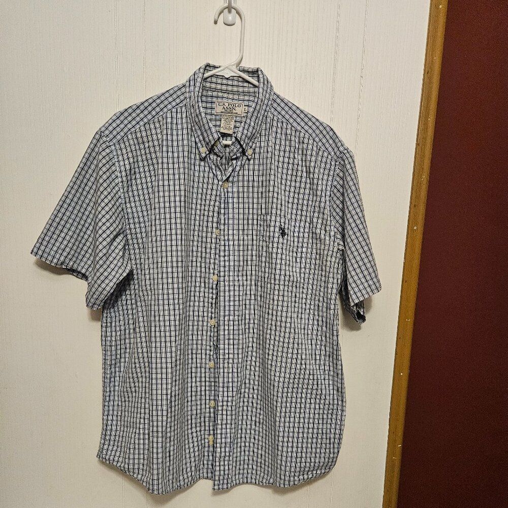 U.S.POLO ASSN L EX COND  white shirt with grey/brown stripes